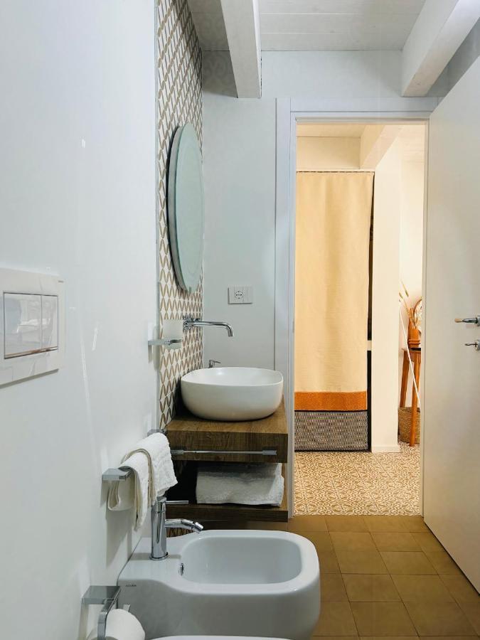 ホテル Palazzo Ma.Ri.Lu. カブラス エクステリア 写真